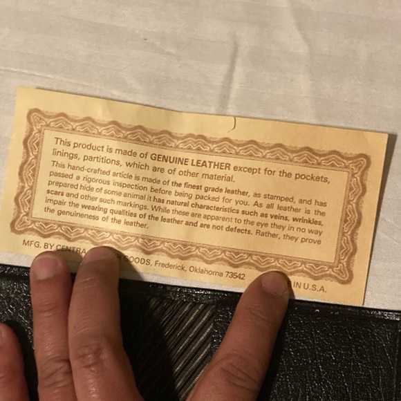 Vintage Genuine Leather Wallet with Original Certificate of Authenticity - Picture 6 of 11